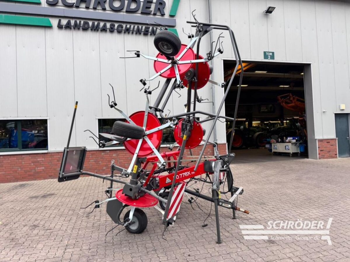 Massey Ferguson TD 776X DN (LOTUS 770) 2