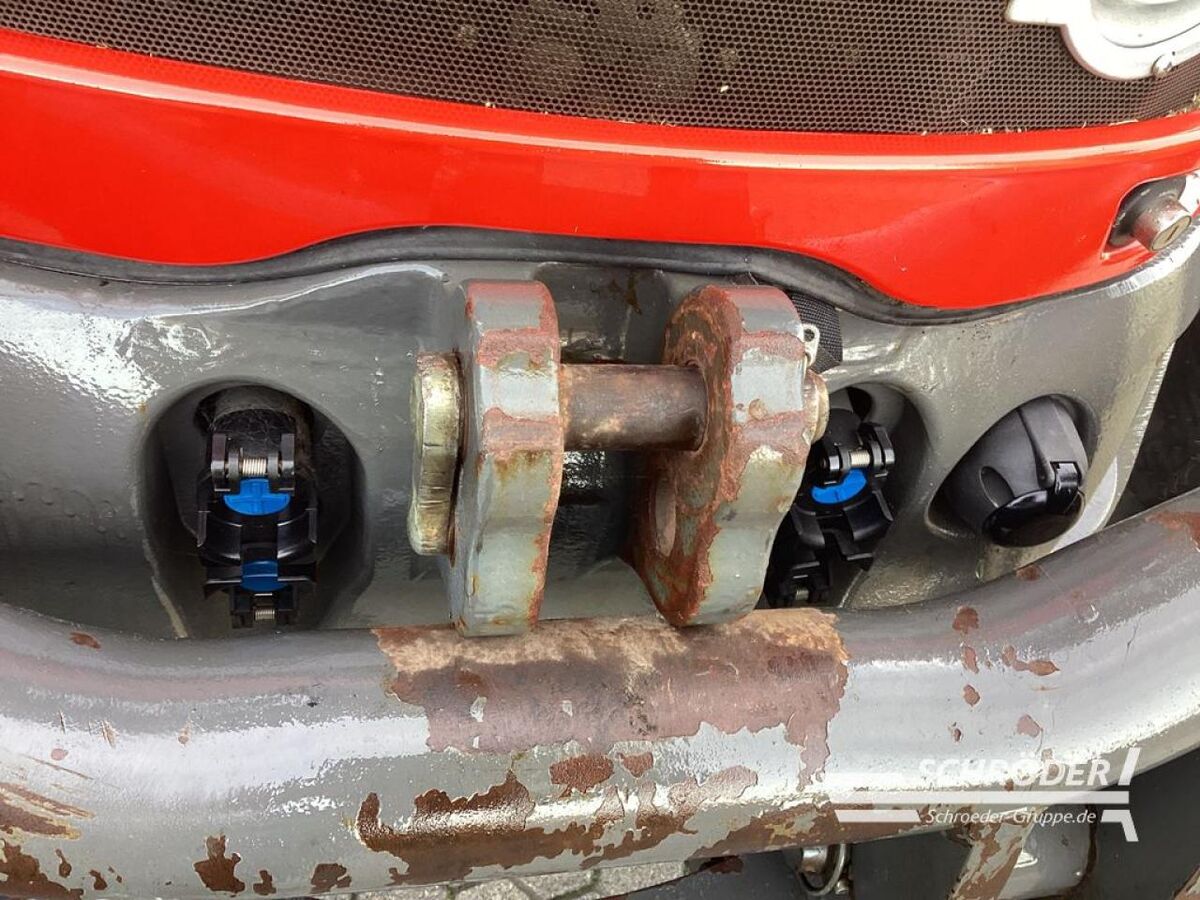 Massey Ferguson 8670 DYNA-VT EXCELLENCE 3