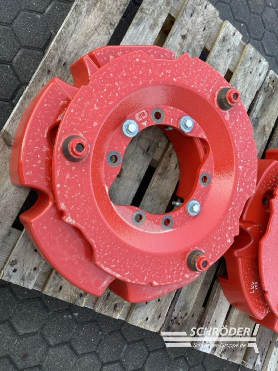 Fendt RADGEWICHTE + ADAPTEPLATTEN 2X 300 KG 3