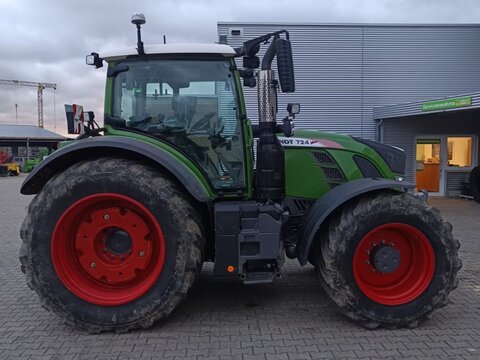 Fendt 724 Vario Profi+   Motor neu 2