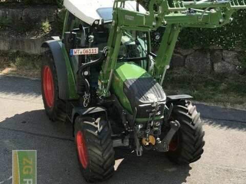 <strong>Fendt 211 S Vario Ge</strong><br />