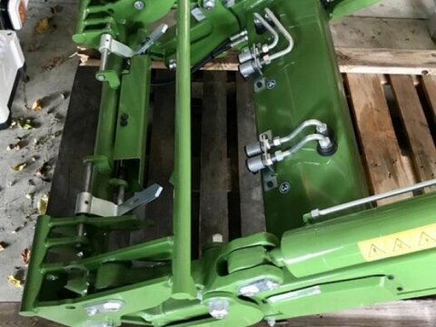 Fendt CARGO 5X/85DW 2