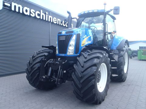 New Holland T8040