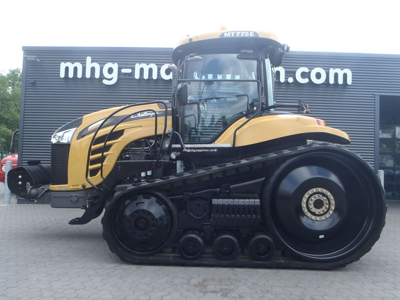 Challenger MT775E 2