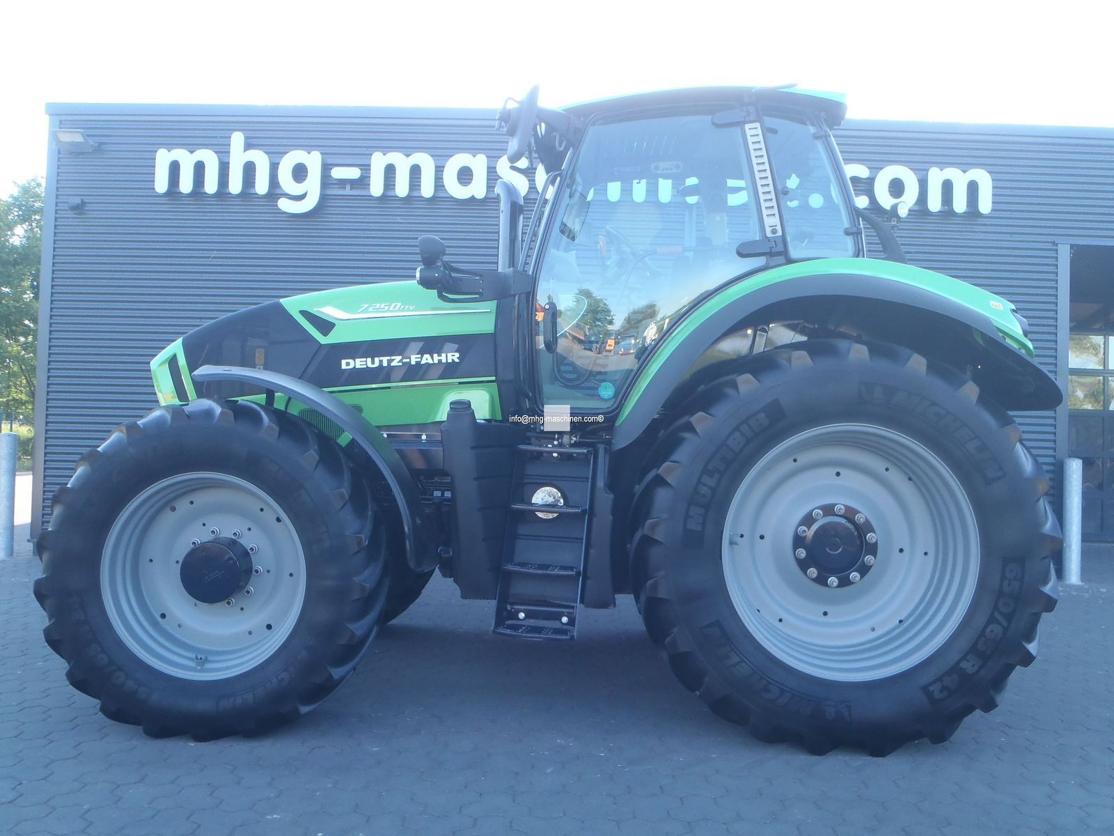 Deutz Fahr Agrotron TTV 7230 3