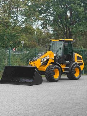 JCB TM 220 Euro, PL, Schaufel