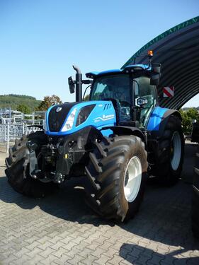 New Holland T7.300 AC Stage V