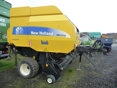 New Holland BR 7070