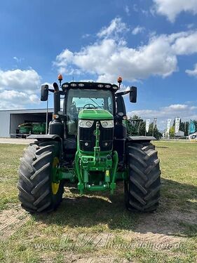 John Deere 6R 250