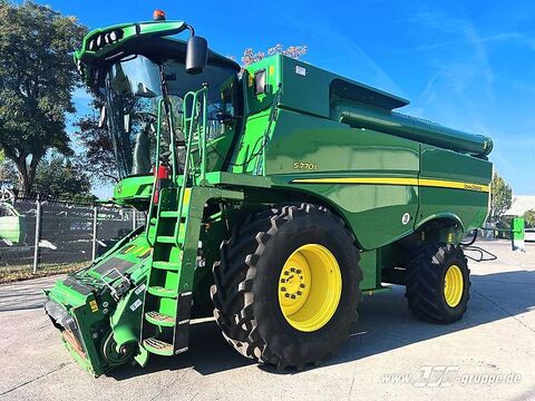 John Deere S770