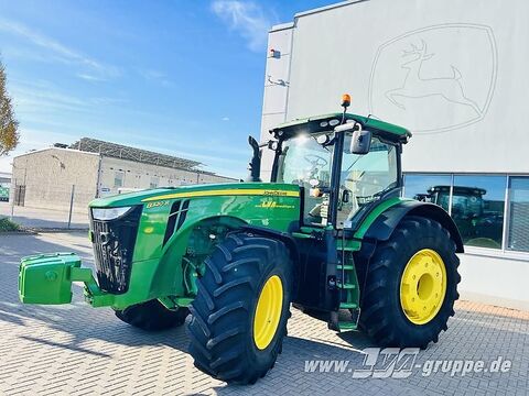 John Deere 8320R E23-PowerShift 3