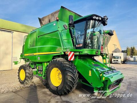 John Deere C670 3