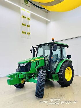John Deere 5075E