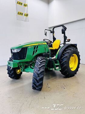 John Deere 5067E