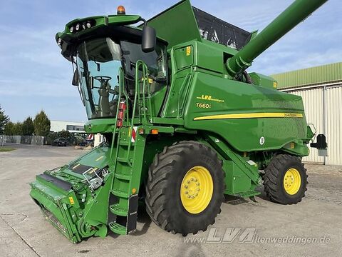 <strong>John Deere T660i</strong><br />