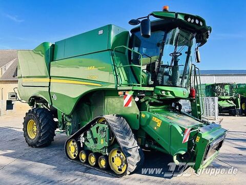 John Deere S790 2