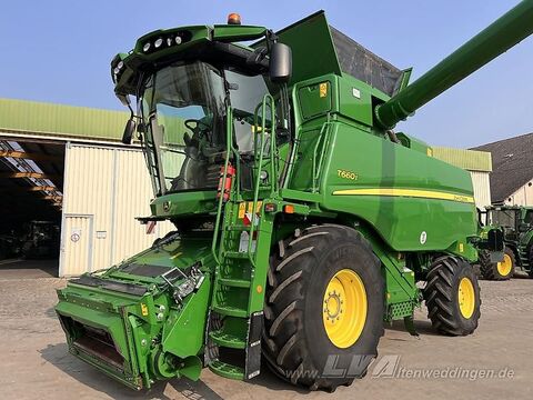 John Deere T660 2