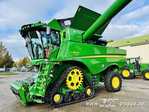 John Deere S790 2