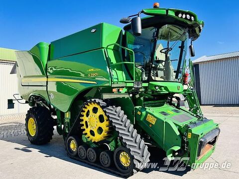 John Deere S790 2