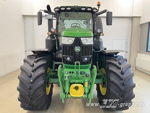 John Deere 6230R mit CommandPro 3