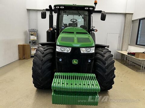 John Deere 8310R **Motor NEU** 3