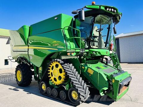 John Deere S790 2