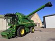 John Deere W550