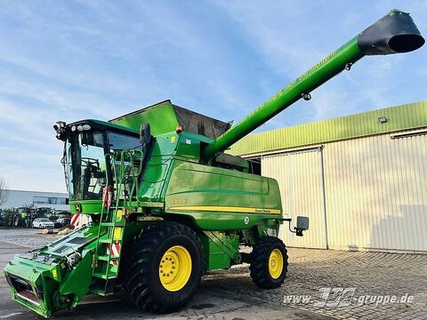 John Deere C670