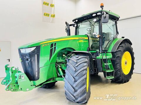 John Deere 8310R
