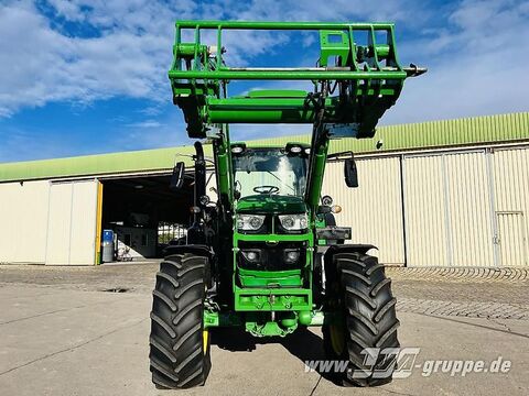 John Deere 6145M 3