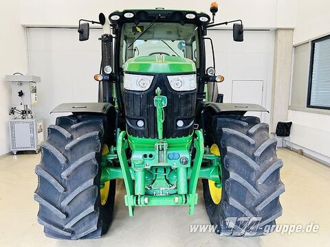 John Deere 6210R 3