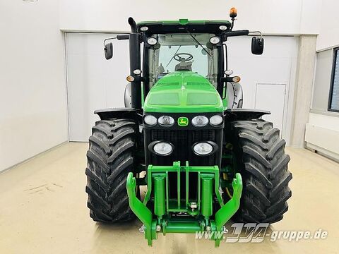 John Deere 8320R 3