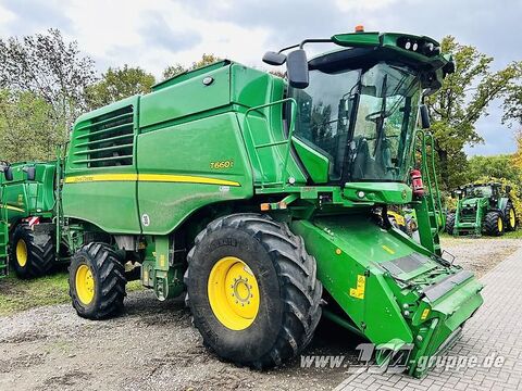 John Deere T660 2