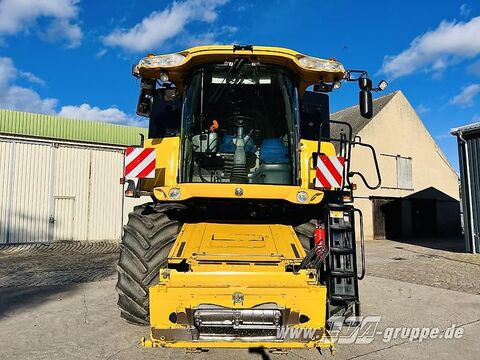 New Holland CR8080 2