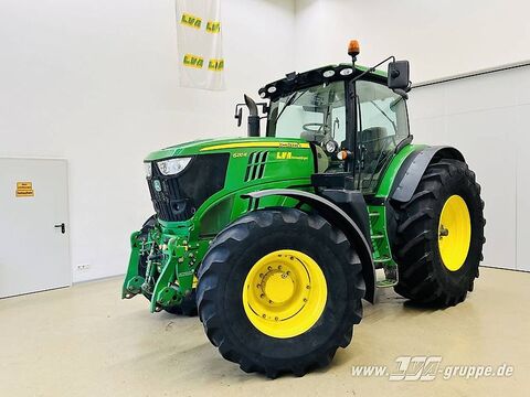 John Deere 6210R