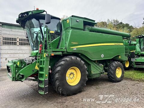 John Deere T660