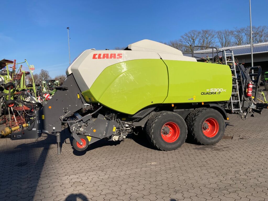 Claas Quadrant 5300 FC 2