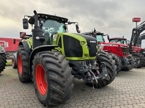 CLAAS Axion 960 CMATIC