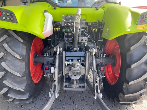 CLAAS Arion 410 CIS