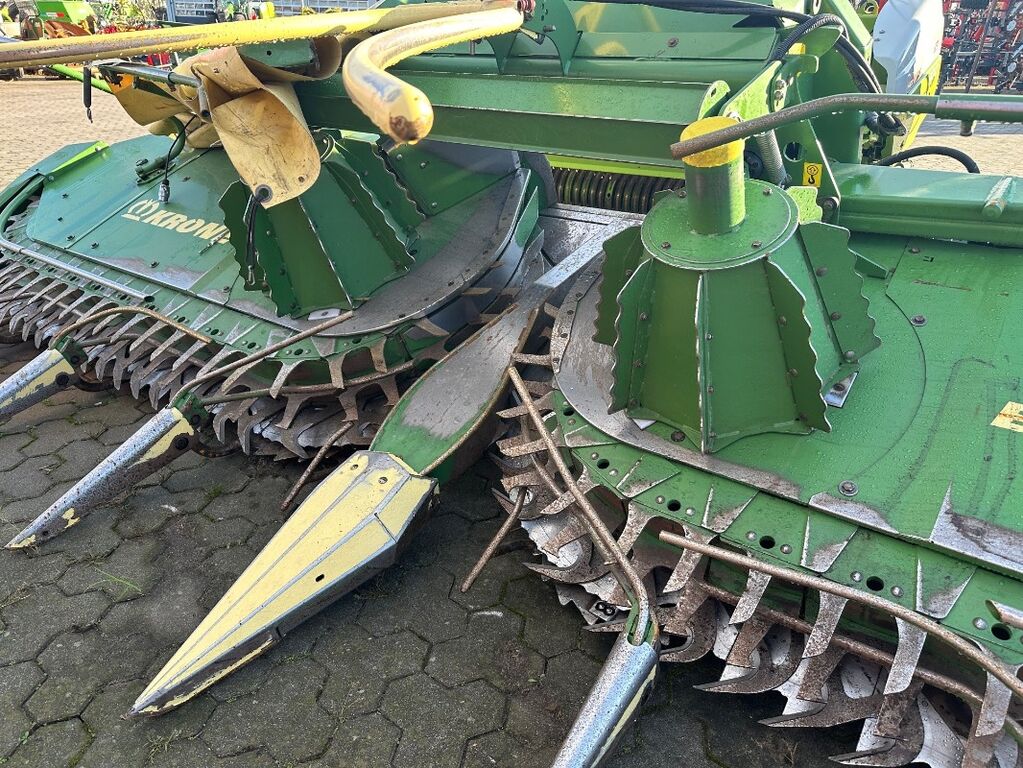 Krone Easy Collect 6000       Claas 2
