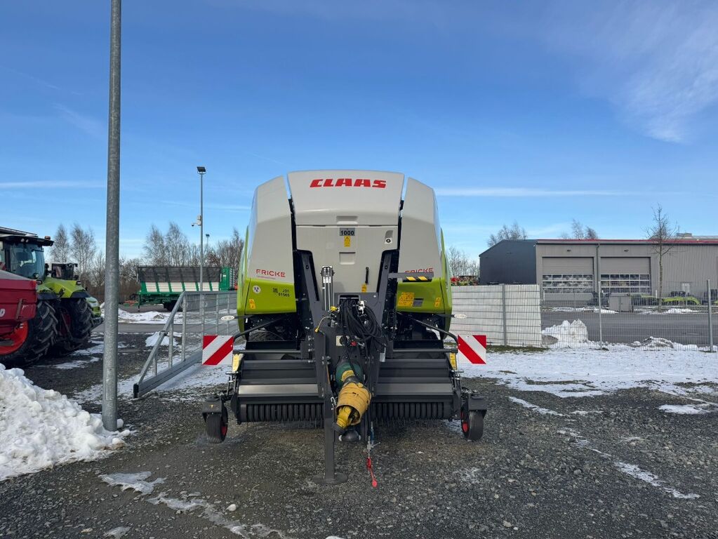 Claas Quadrant 5200 Evolution FC Tandem  2