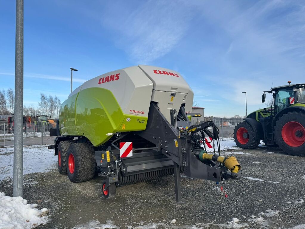 Claas Quadrant 5200 Evolution FC Tandem  3