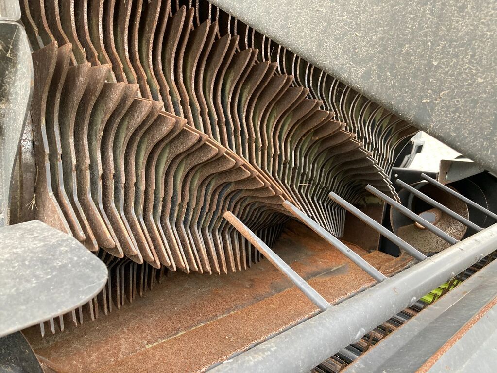 Claas Quadrant 3400 RC 3