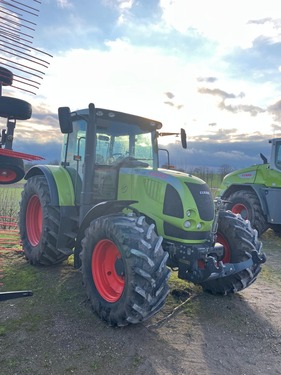 CLAAS Ares 657