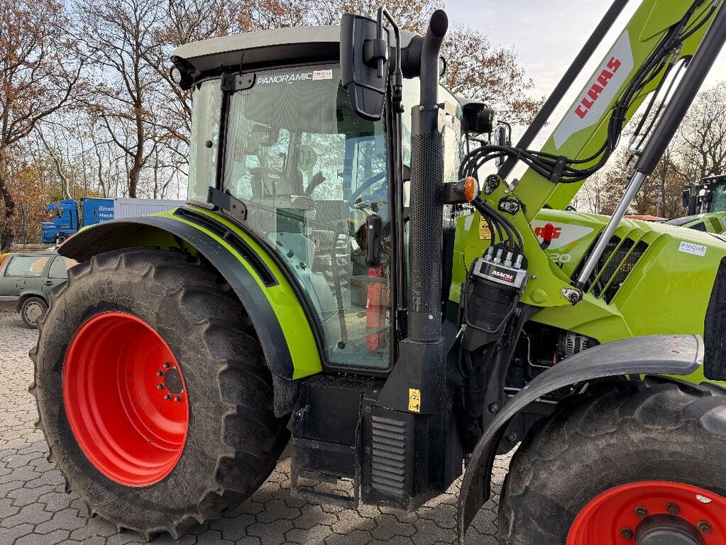 Claas Arion 420 CIS Panoramic 3