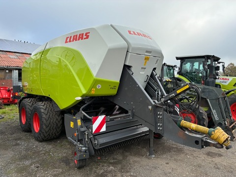 CLAAS Quadrant 5200 FC
