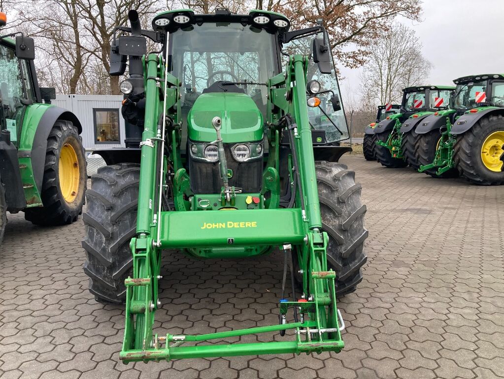 John Deere 6090 M 2