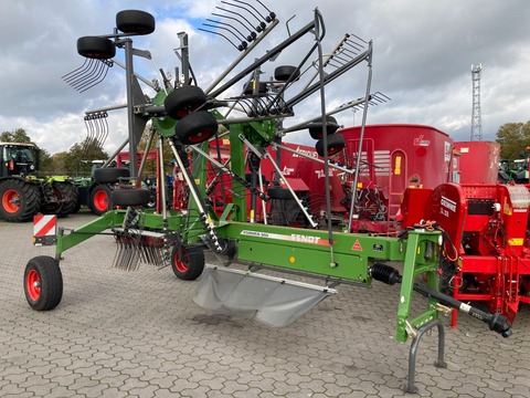 Fendt Former 880  