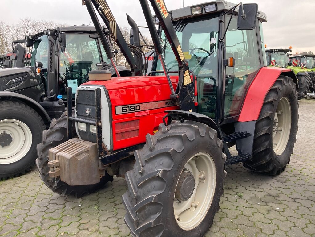 Massey Ferguson 6180 Dynashift 1