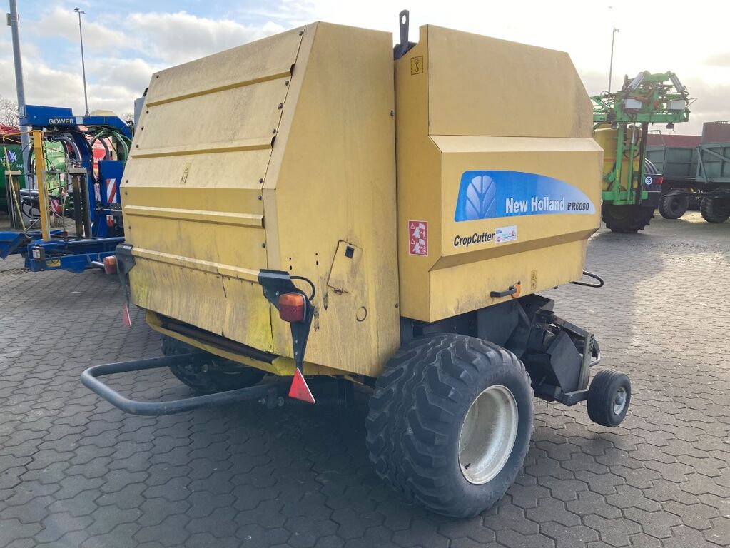 New Holland BR 7060 Crop Cutter 3